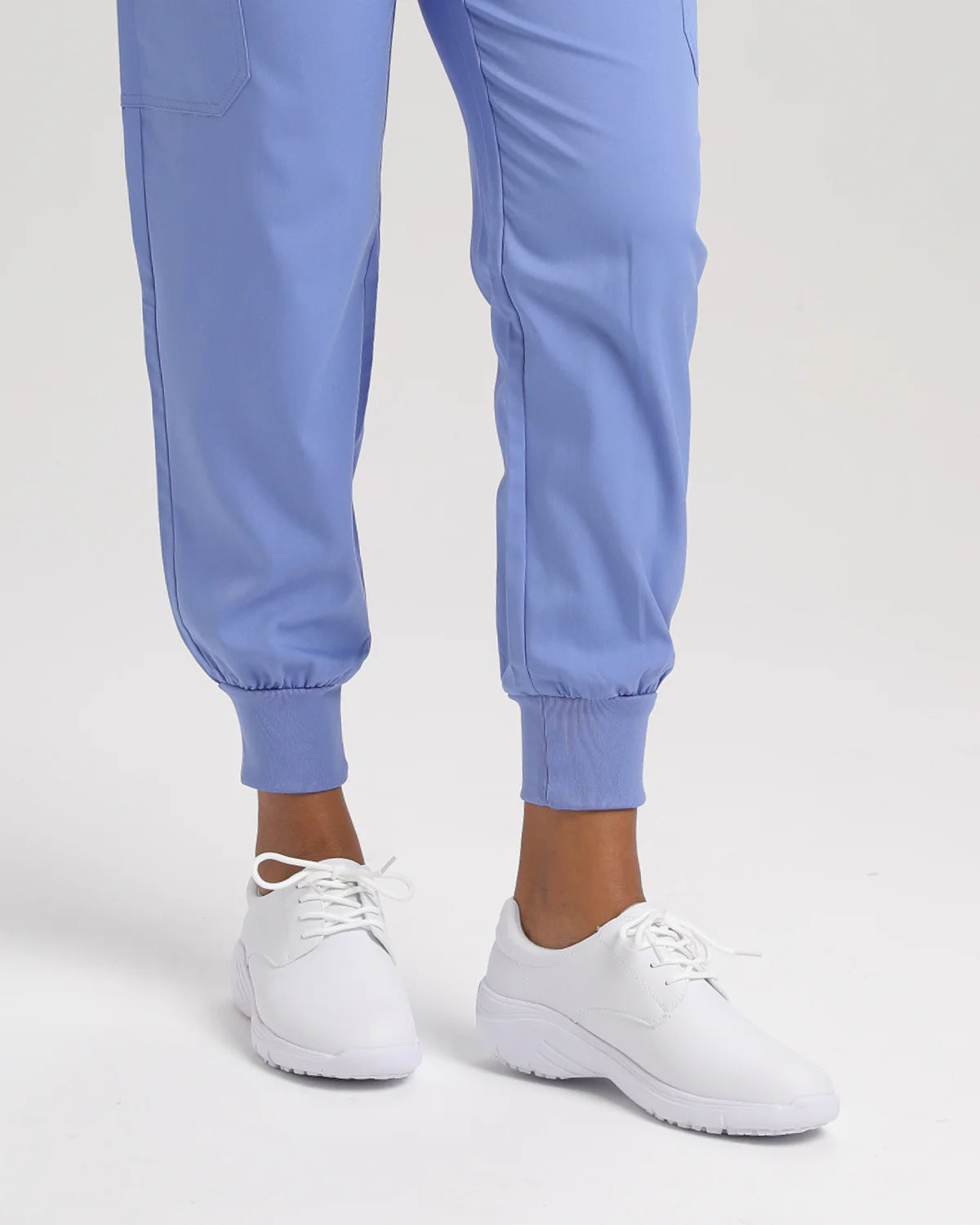 Image of Calzado de enfermería Hawkwell – Modelo Bregella