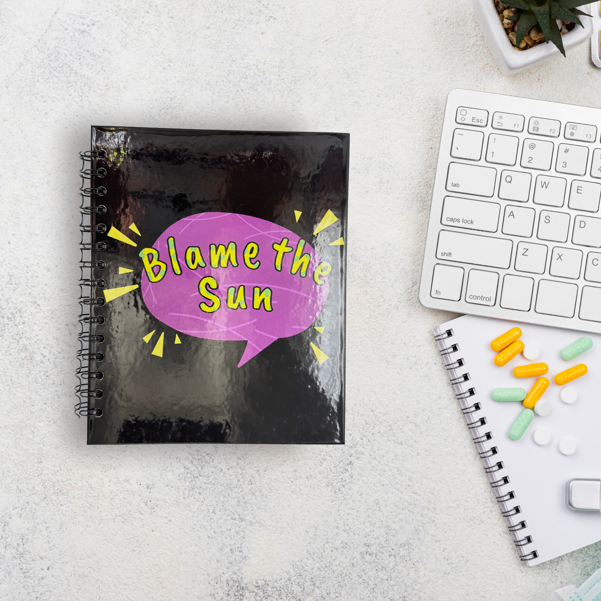 Notebook - Diseño Exclusivo “Blame The Sun”