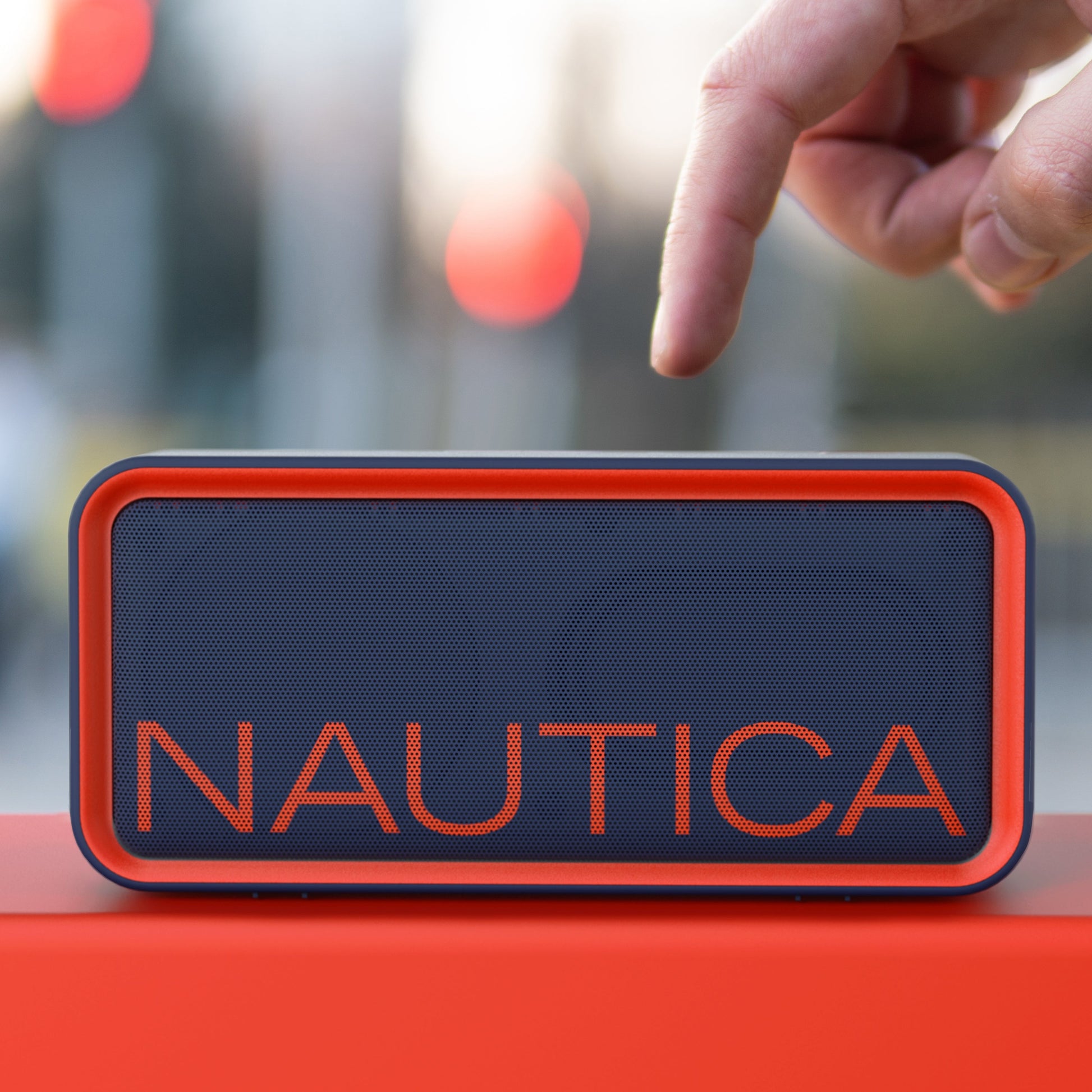 Bocina Portátil Náutica SP100 Bluetooth - varios colores