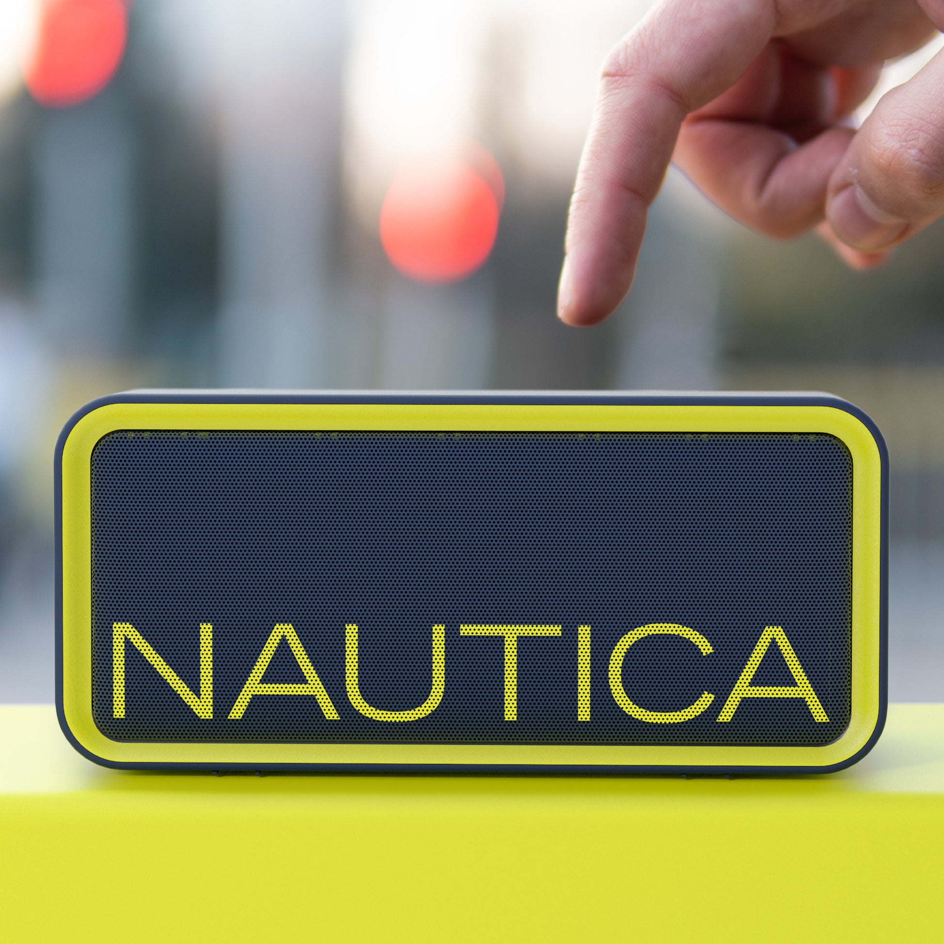 Bocina Portátil Náutica SP100 Bluetooth - varios colores